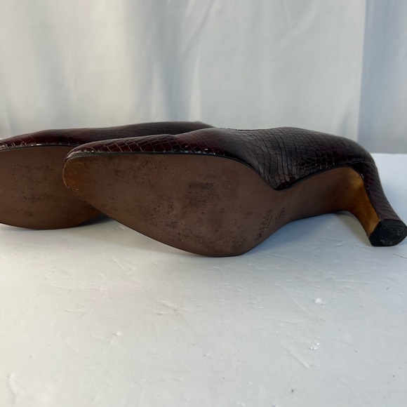 Vintage Joanna Wallace Burgundy Crocodile Pattern Heels Pumps made in Canada - Picture 4 of 9